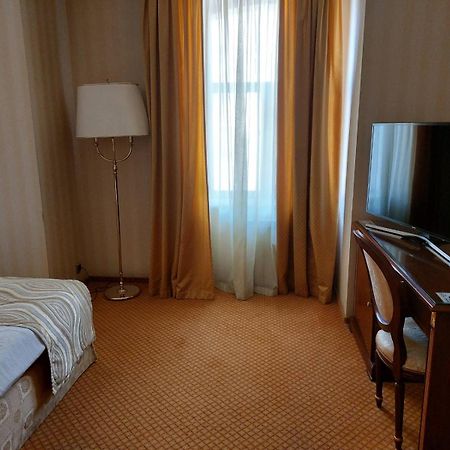 Optima Collection Podil Plaza Hotel Kiev Exterior foto