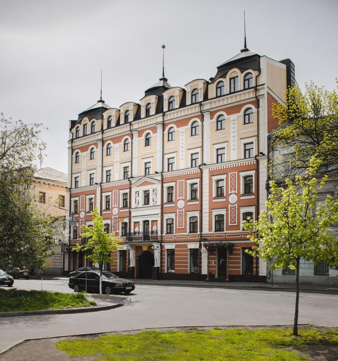 Optima Collection Podil Plaza Hotel Kiev Exterior foto