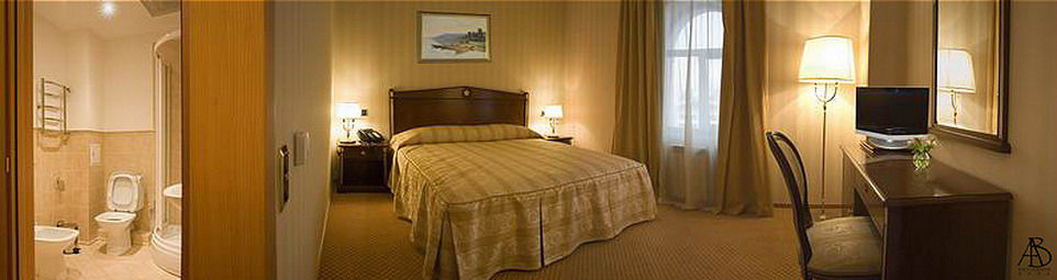 Optima Collection Podil Plaza Hotel Kiev Exterior foto